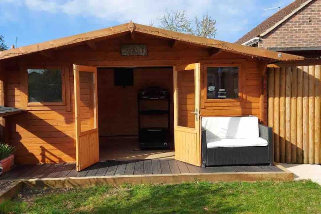 Modern 4 Bedroom House In Weymouth Sunny Corner Bagian luar foto