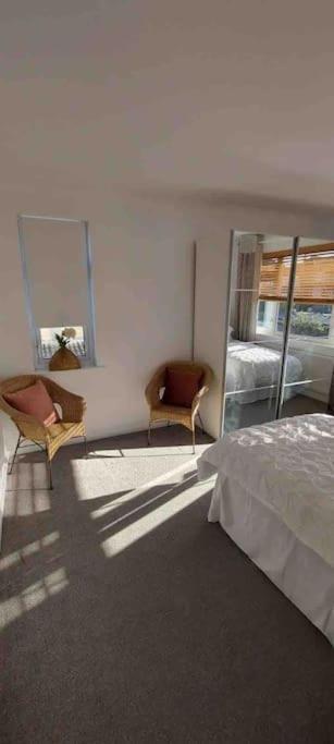 Modern 4 Bedroom House In Weymouth Sunny Corner Bagian luar foto